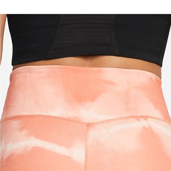 Nike One Luxe Women's 7" Mid-Rise Printed Training Shorts Madder Root/Black NWT - Picture 4 of 11